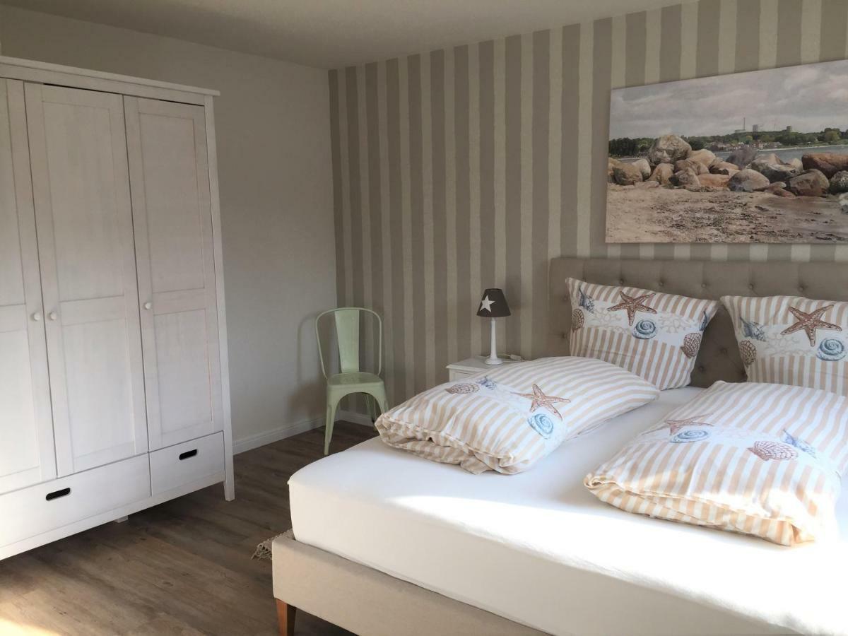 Ferienhaus Haffmeer ชาร์บอยท์ซ ภายนอก รูปภาพ
