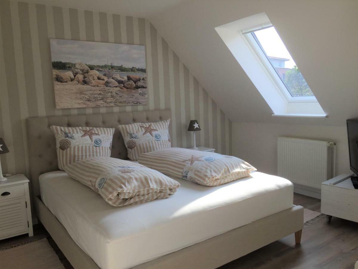 Ferienhaus Haffmeer ชาร์บอยท์ซ ภายนอก รูปภาพ